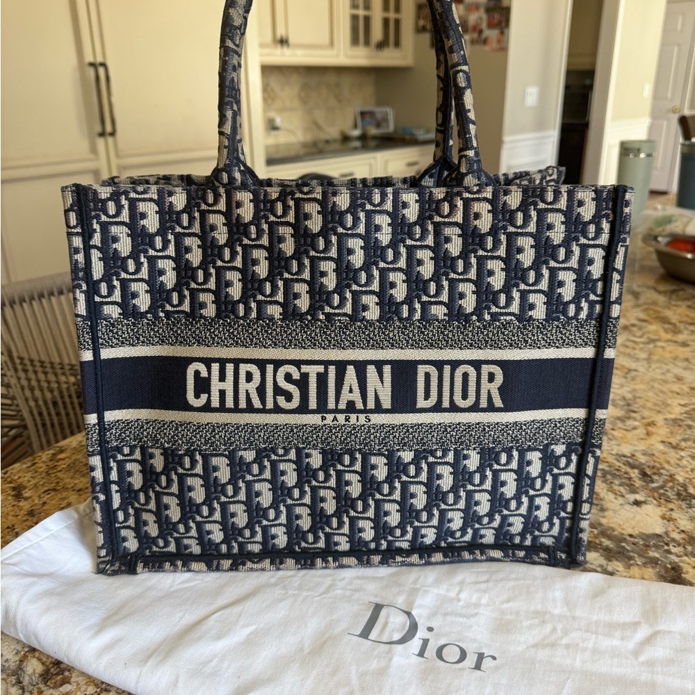 AUTHENTIC Christian Dior Medium Book Tote Ecru and Blue Dior Oblique